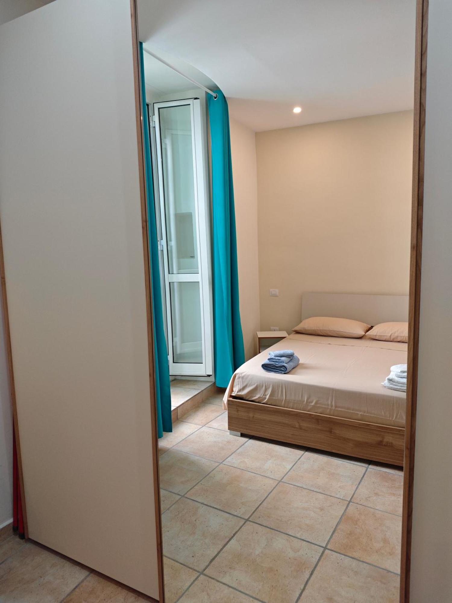 Dolce Terra Mia Apartment Trani Luaran gambar